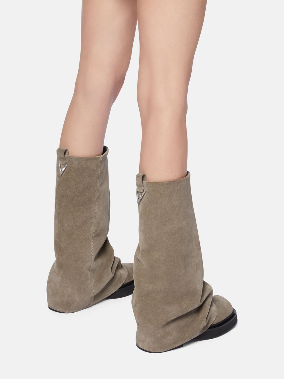 Shop Attico Robin Boots In Gray