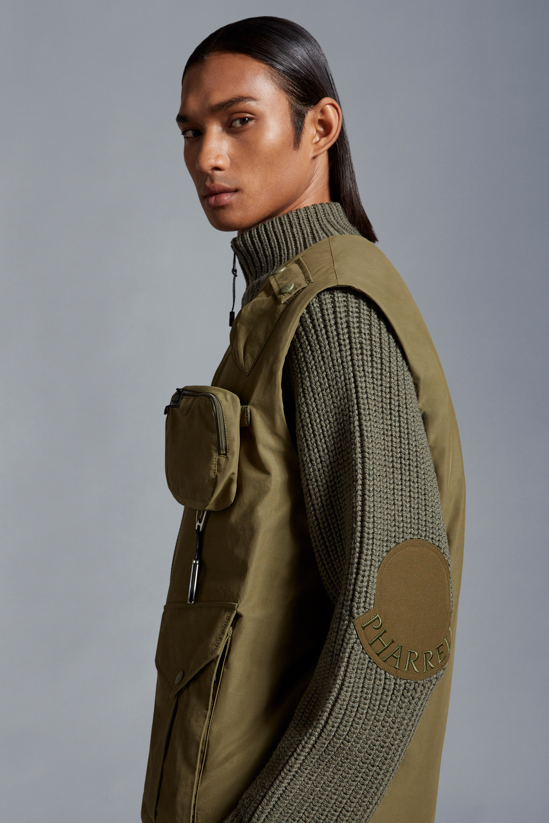 Moncler X Pharrell Williams Zipper Long-sleeved Down Jacket In Green