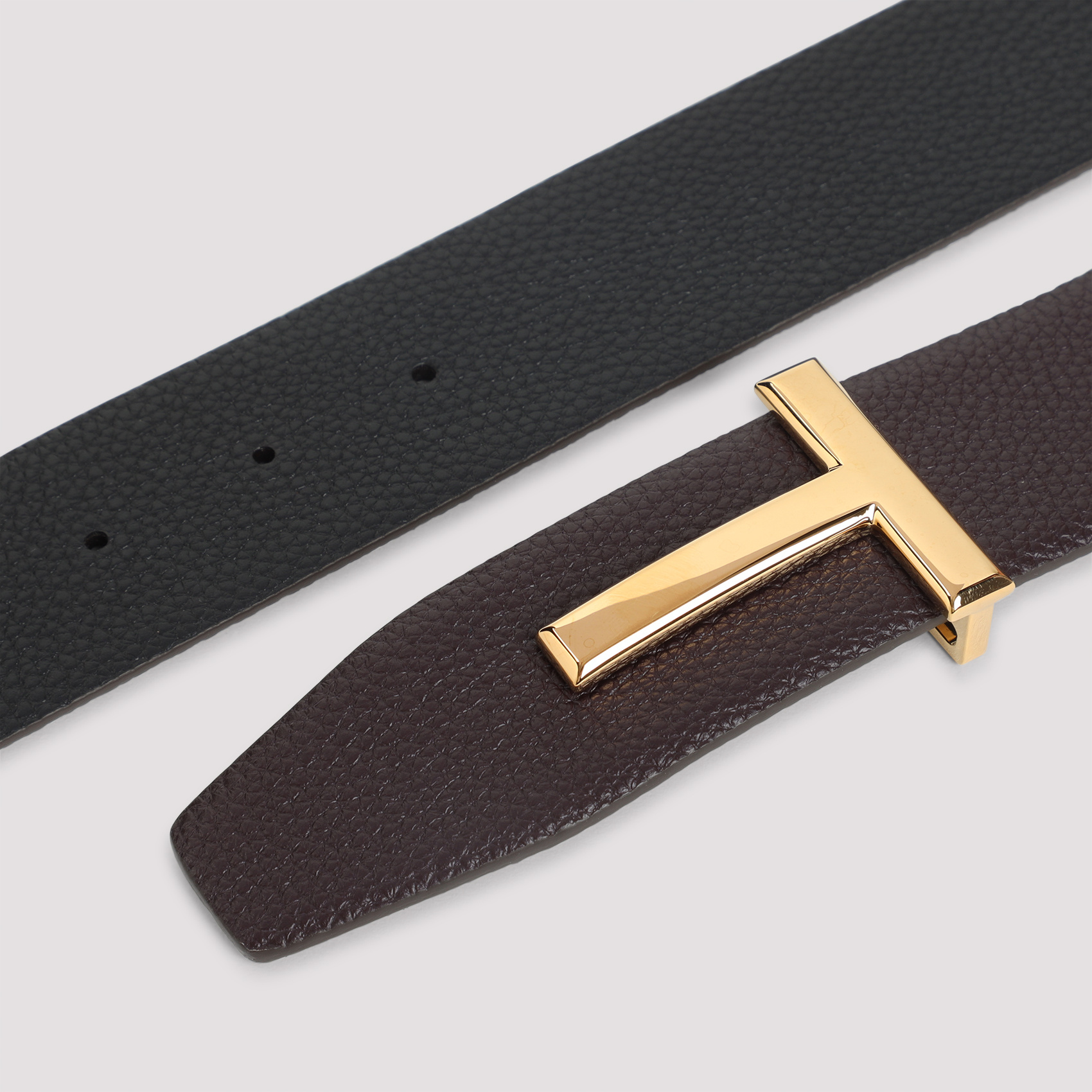 Tom Ford T Buckle Reversible Grained Leather Belt In Gray
