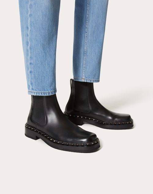 Valentino M-way Rockstud Ankle Boot In Calfskin Leather In Black