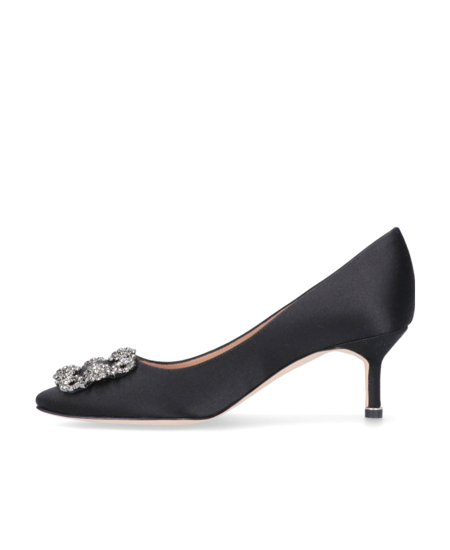 Manolo Blahnik Hangisi 50mm Bejewelled Detail Pumps In Black