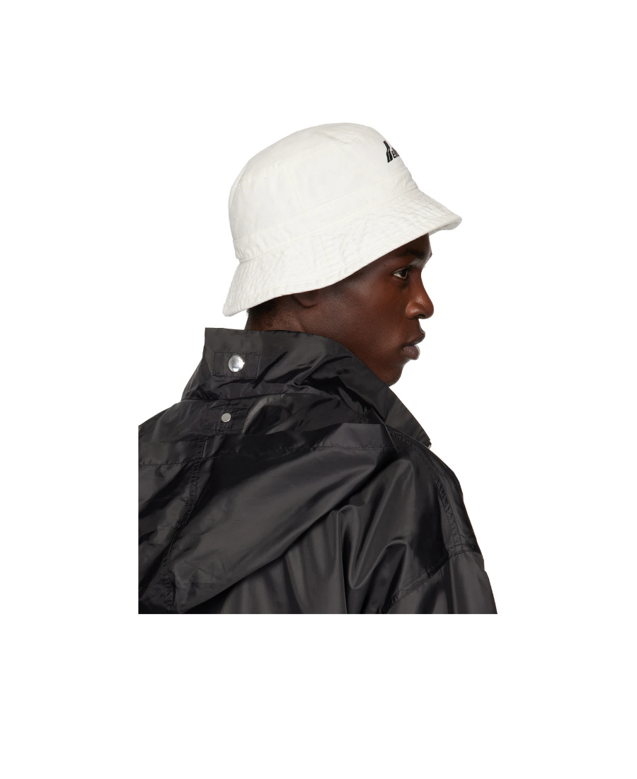 We11 Done Logo-embroidered Bucket Hat In Black