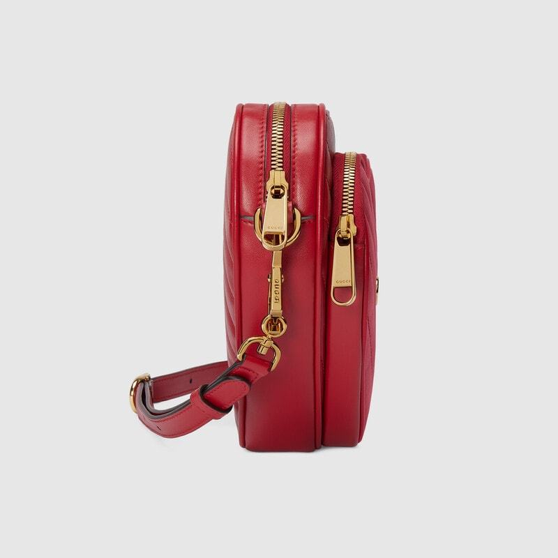 Gucci Red Interlocking G Mini Heart Shoulder Bag In Red