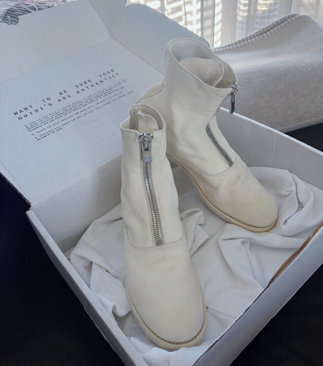 Guidi 210 Zipper Short Boots In White