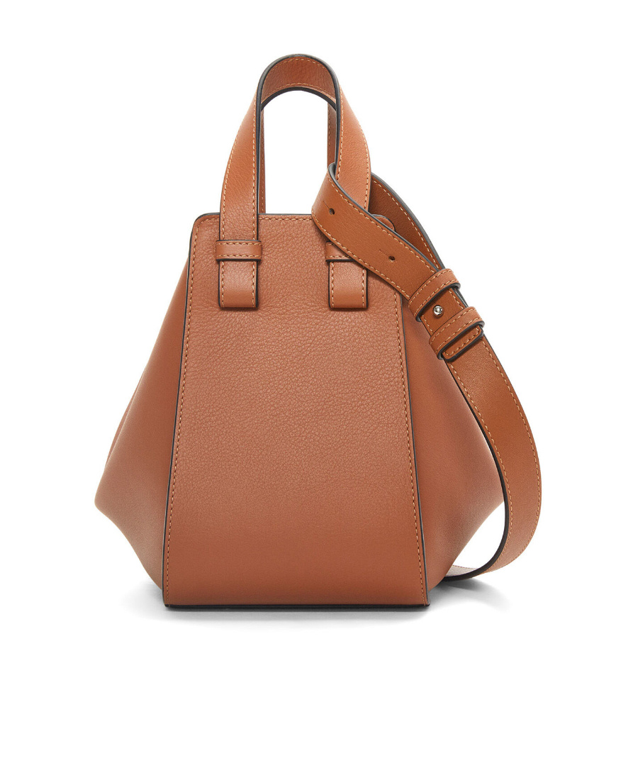 Shop Loewe Hammock Compact Bag In Classic Calfskin In Pink