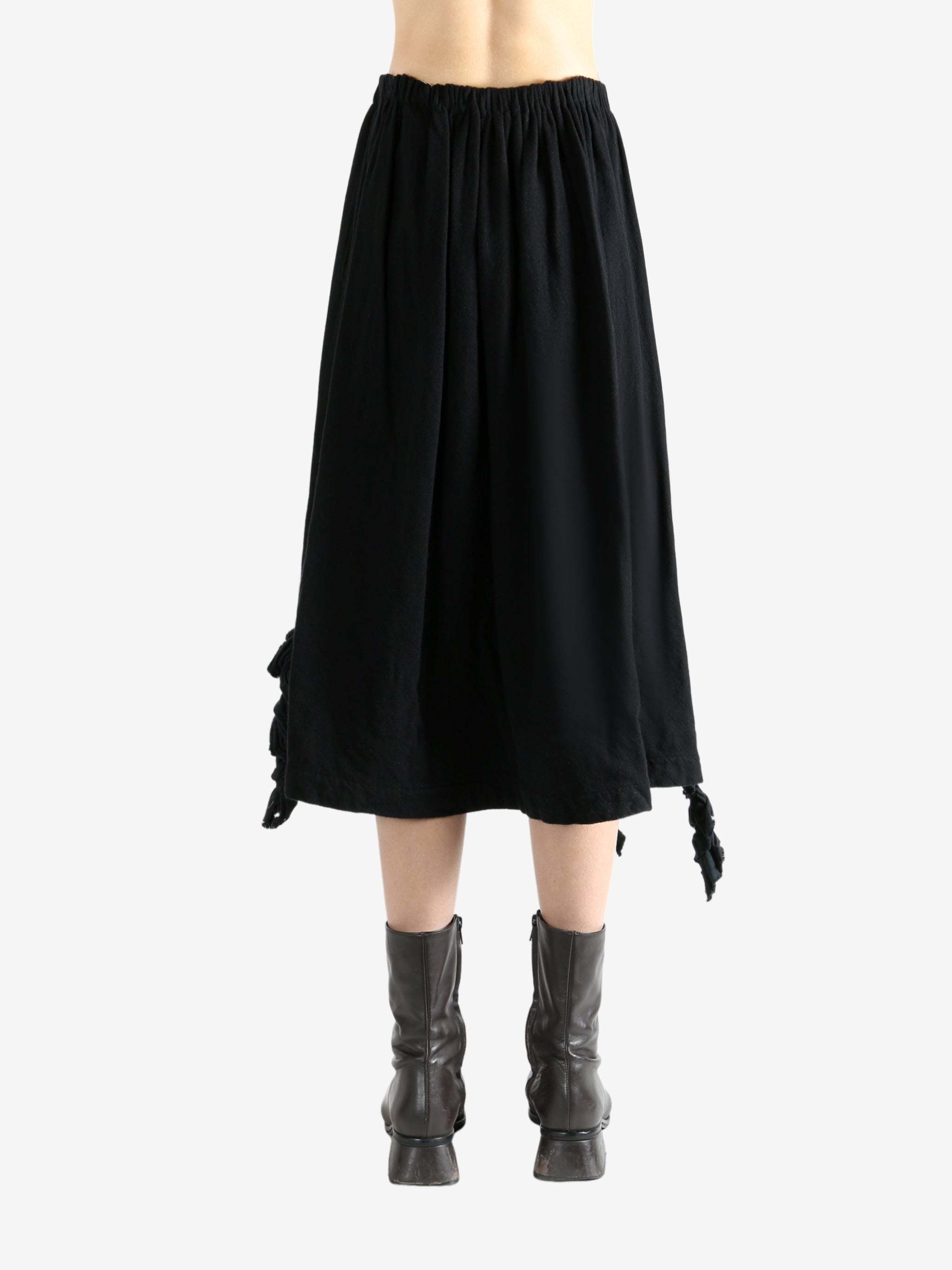 Comme Des Garçons Elastic Waist Midi Skirt In Black
