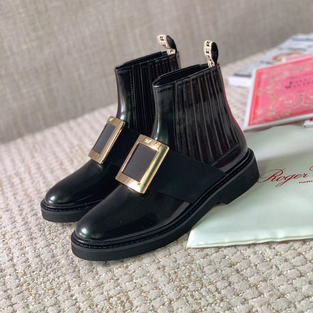 Roger Vivier Viv Ranger Embellished Patent-leather Chelsea Boots In Black