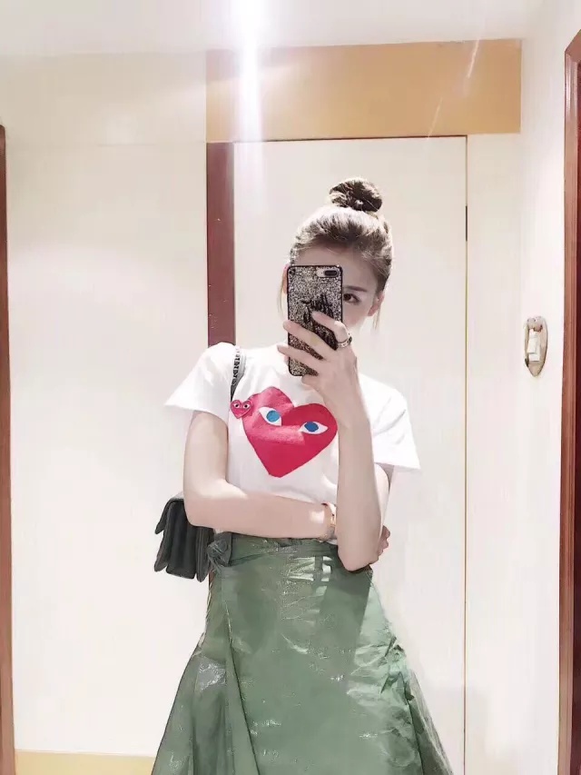Comme Des Garçons Play Graphic Print Crew Neck Short Sleeves T-shirt In White