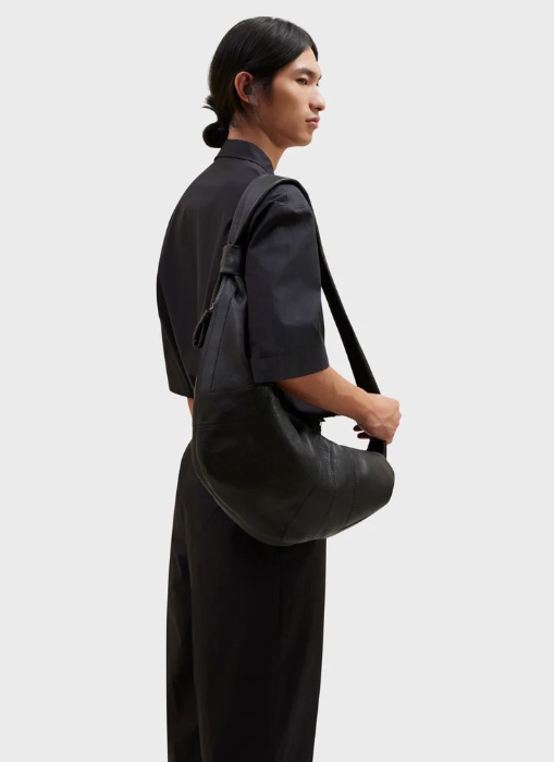Lemaire Curved-edge Leather Shoulder Bag In Black