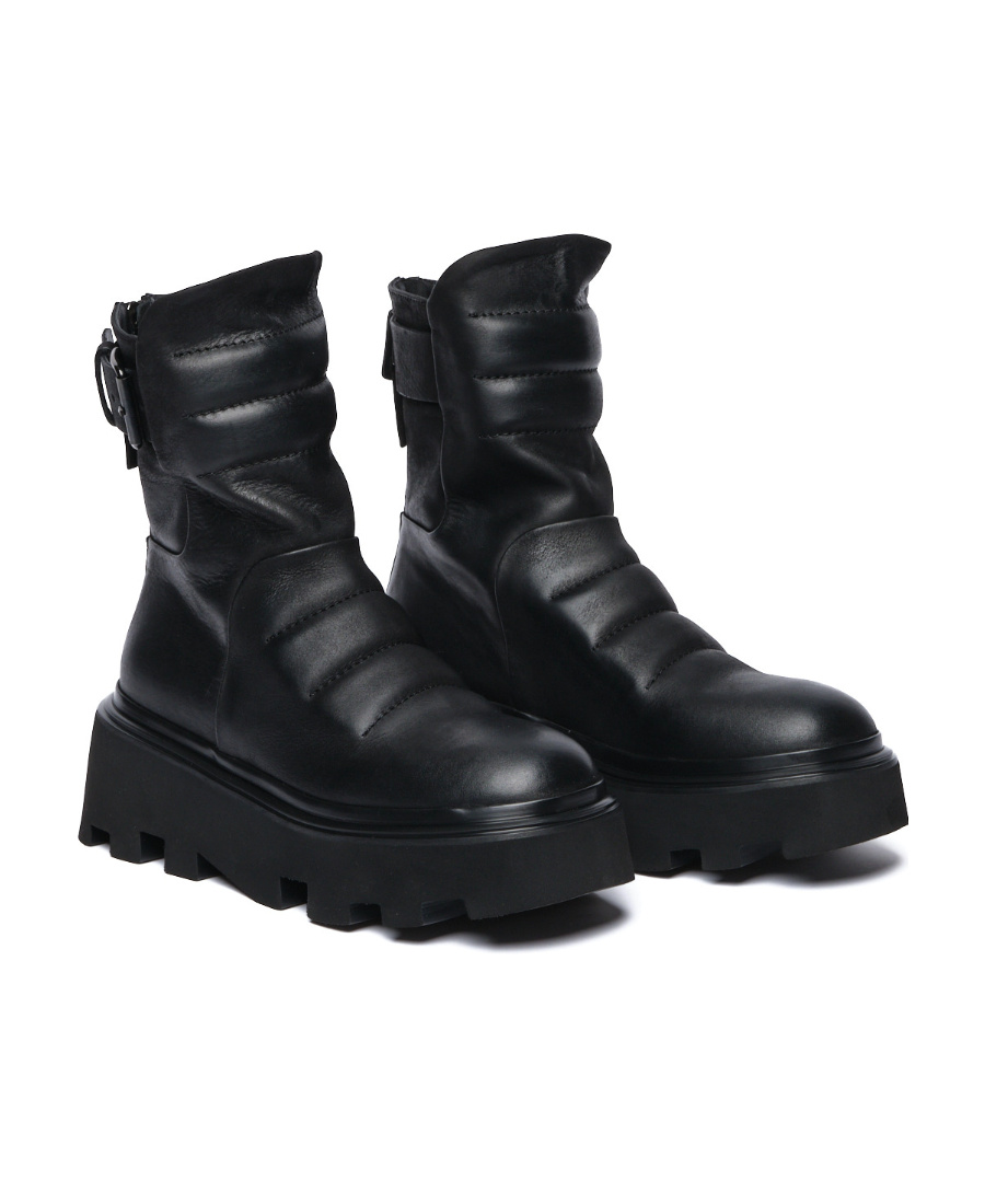 Elena Iachi Leather Clasp Boots In Black