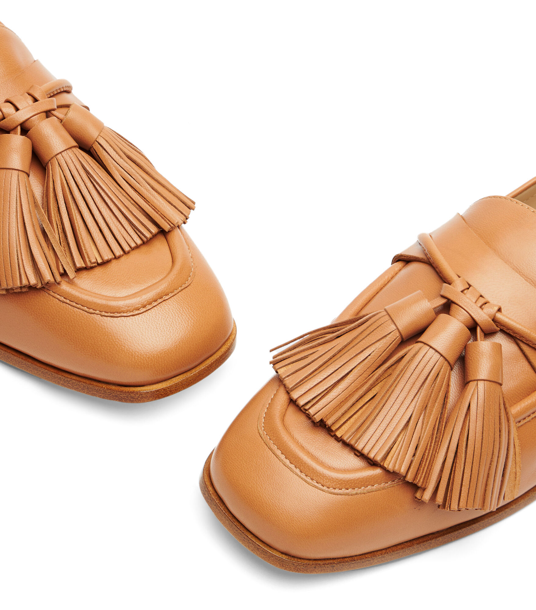 Stuart Weitzman Monday Tassel Loafer Shoes In Brown