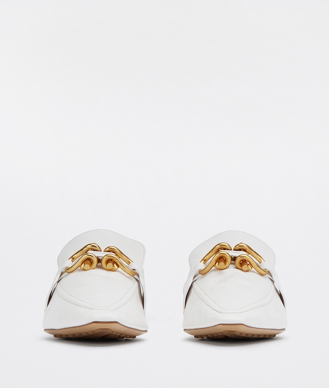 Bottega Veneta Leather Point-toe Loafers In White