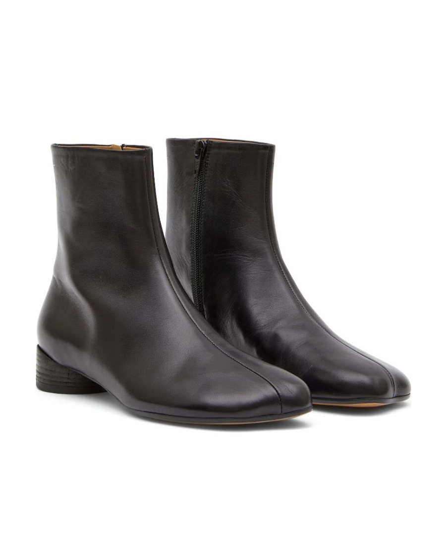 Shop Mm6 Maison Margiela Logo-embroidered Leather Ankle Boots In Black