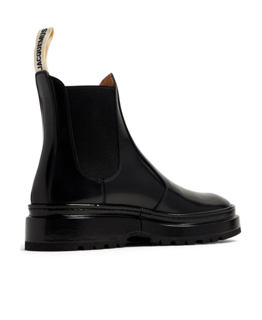 Jacquemus Pavane Chelsea Boots In Black