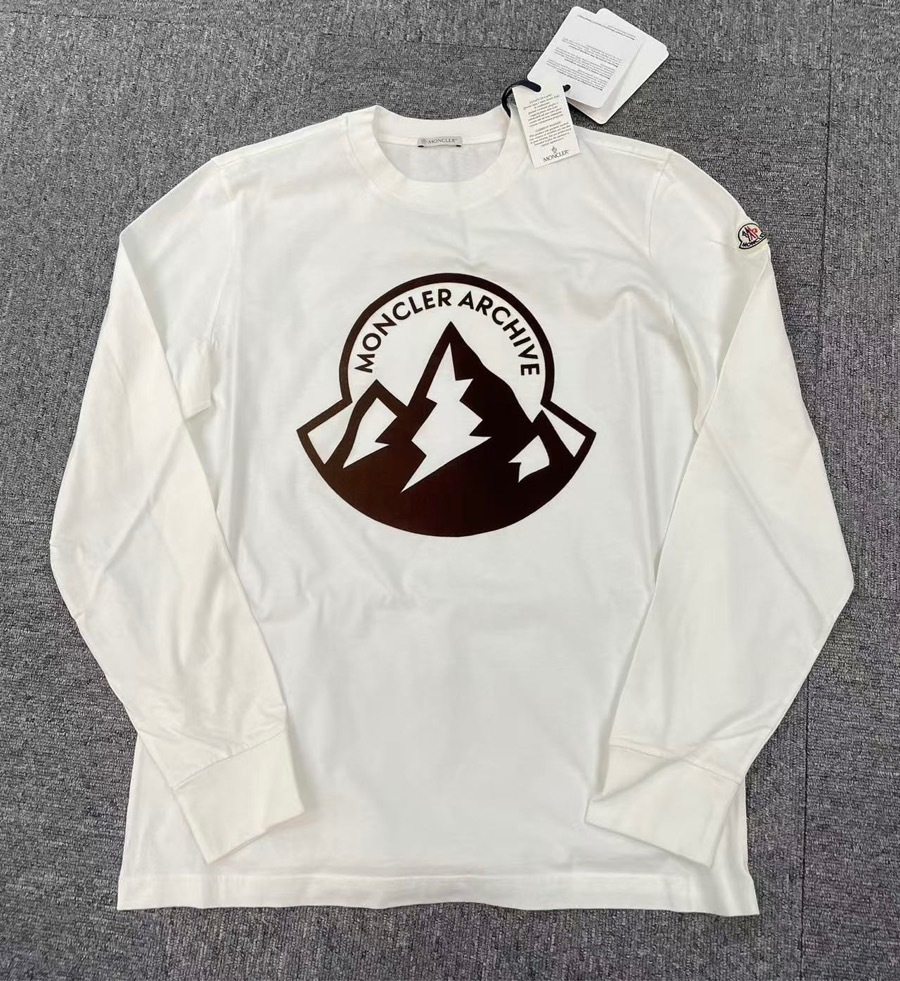 Moncler Long-sleeved T-shirt In White