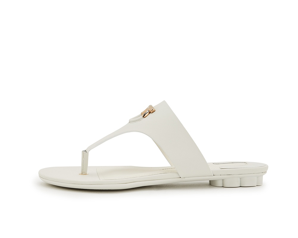 Ferragamo Logo Leather Flip-flops In White