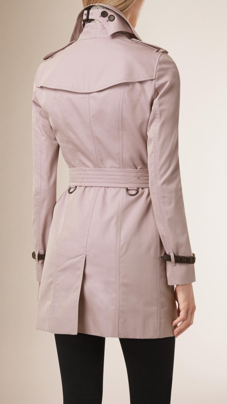 BURBERRY DOUBLE-BREASTED LAPEL TRENCH COAT