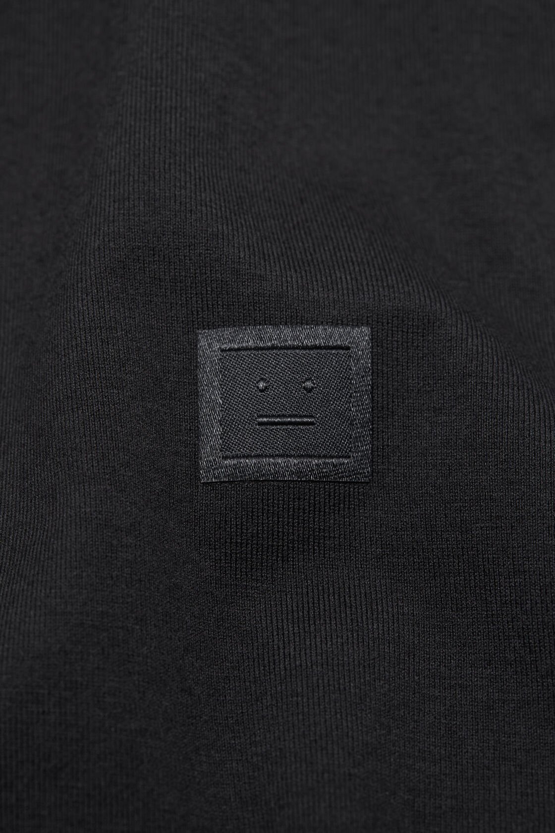 ACNE STUDIOS APPLIQUÉ T-SHIRT