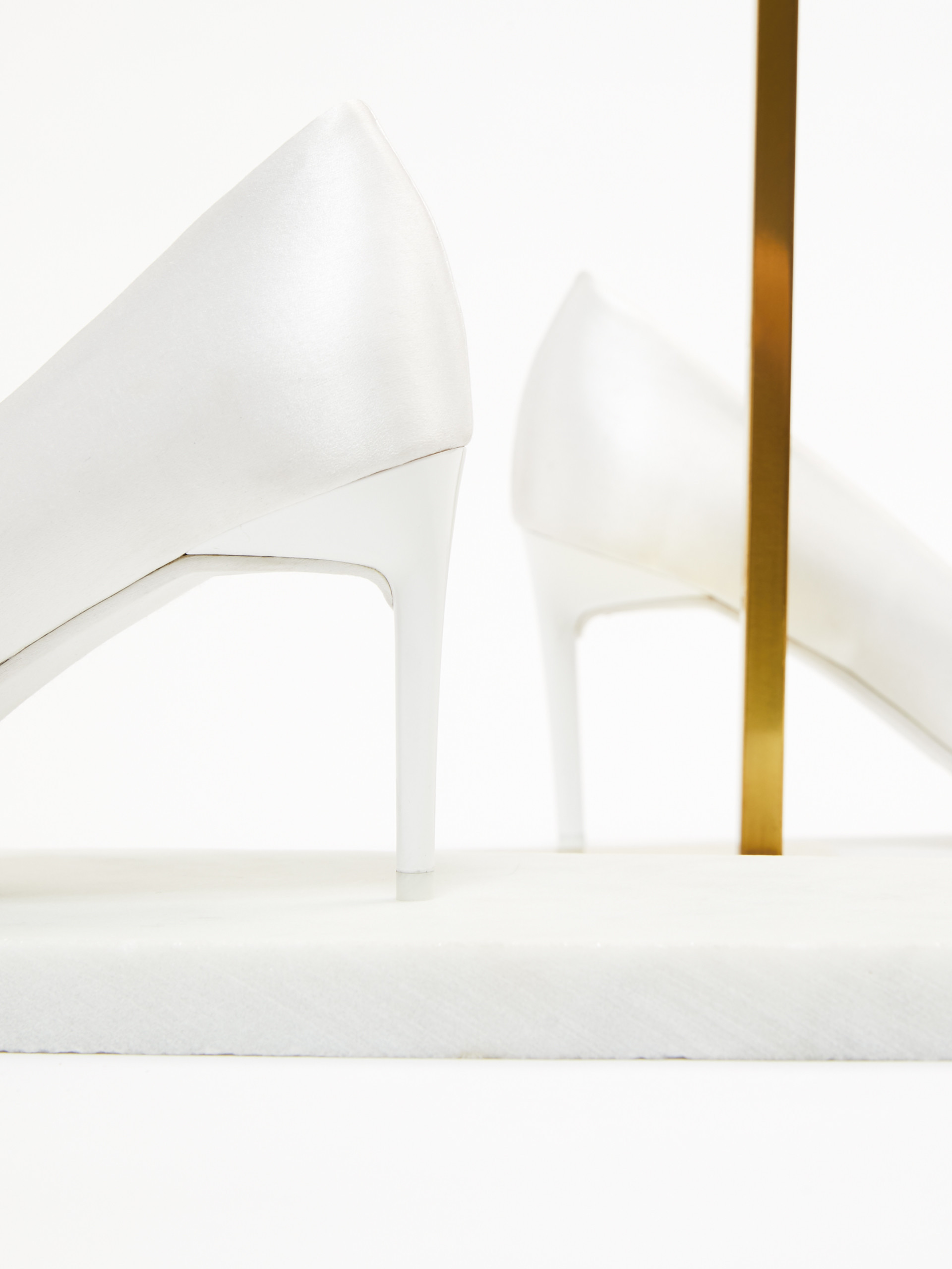 Max Mara Pointed High Heels In White