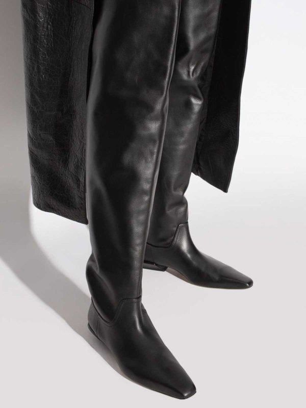 Paris Texas Pointed Boots In Black