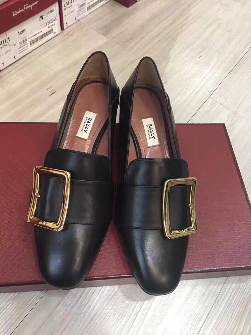 Bally Buckle Leather Loafers Round Toe In Black