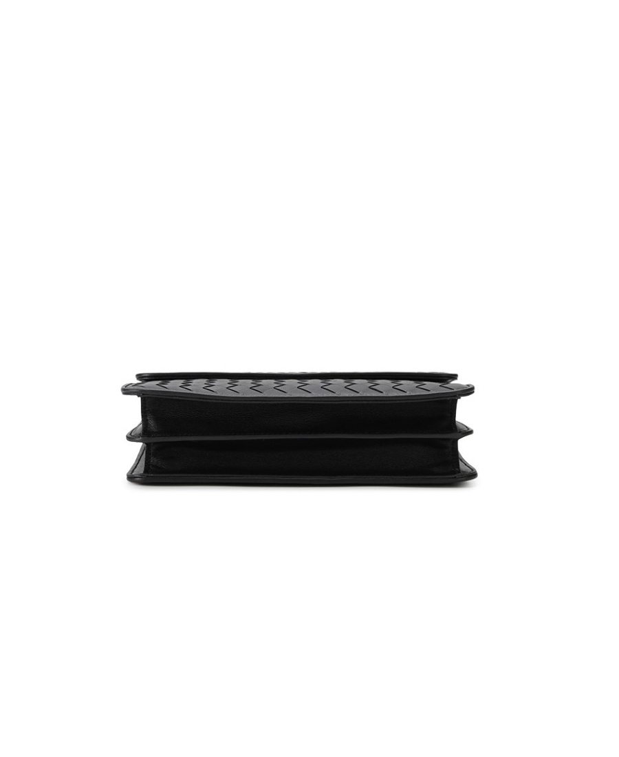 Bottega Veneta Knitted Handbag In Black