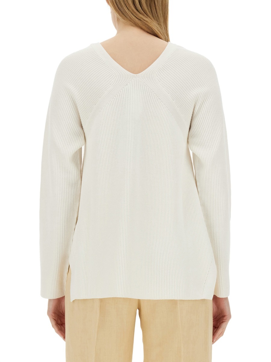 Fabiana Filippi V-neck Sweater With Ribbed Texture And Side Slits In White