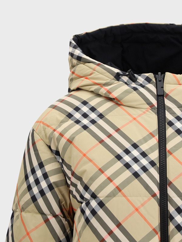 Burberry Double-face Quilted Down Jacket In Nude