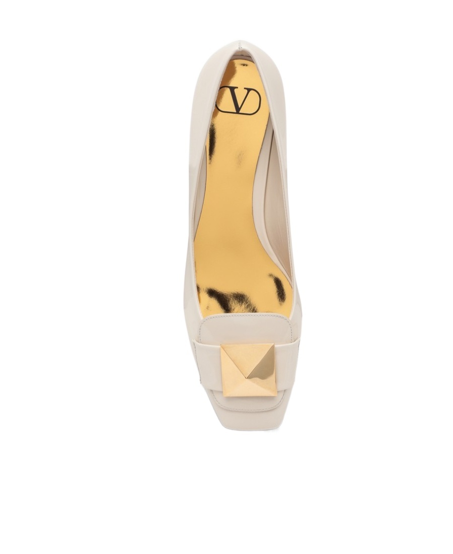Shop Valentino One Stud Patent Leather Ballerina Shoes In Nude