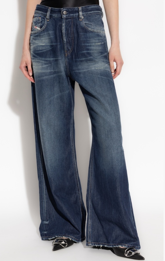 Diesel 1996 D-sire Distressed Jeans In Blue