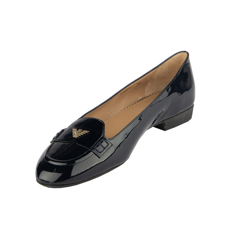 Emporio Armani Logo Flat Shoes In Black