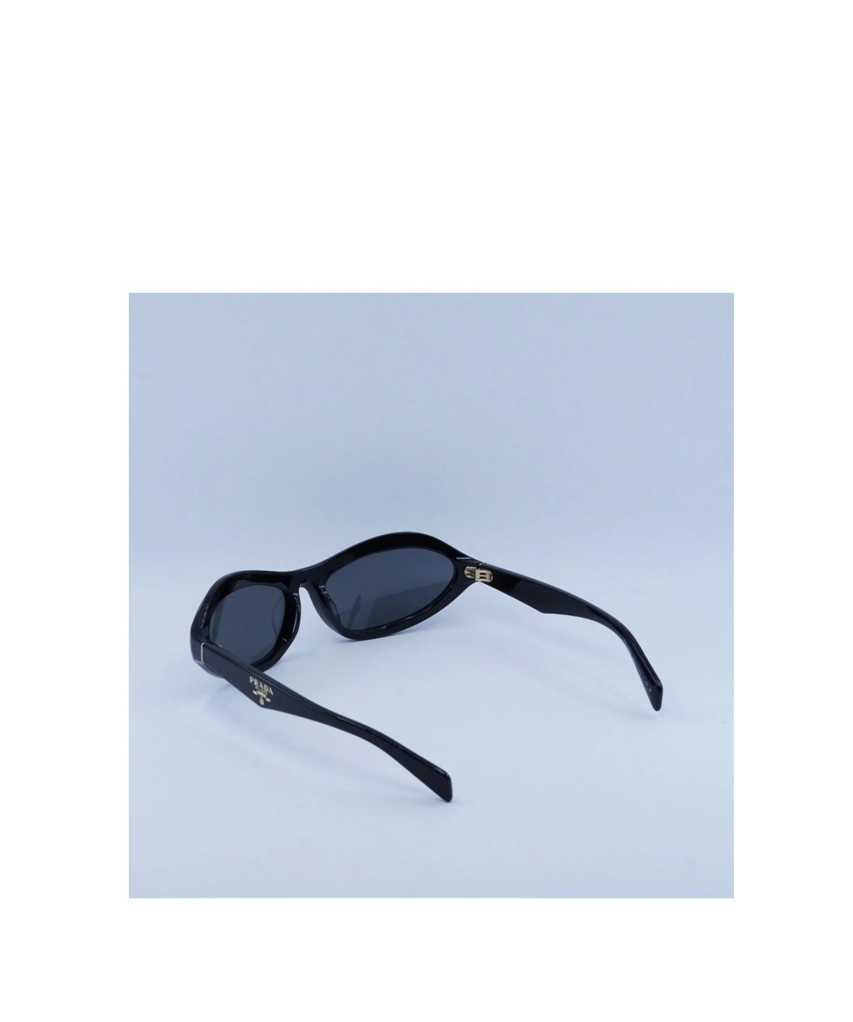 Prada Logo Sunglasses In Black