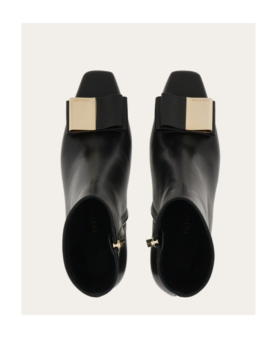 Ferragamo Women's Leonia Leather Ankle Boots In Black