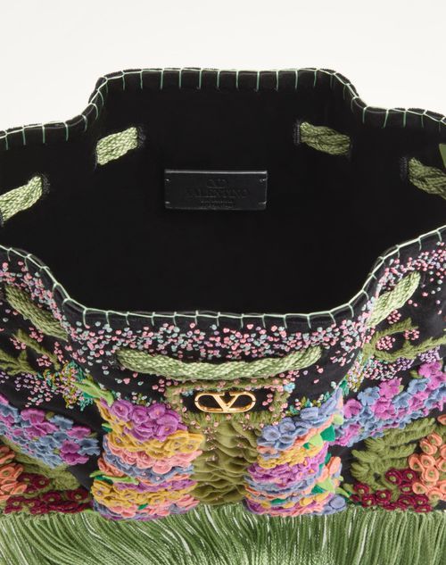 Valentino Logo Shoulder Bag In Multi