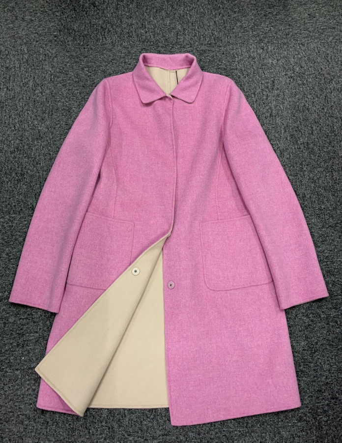 Weekend Max Mara Logo Coat In Pink