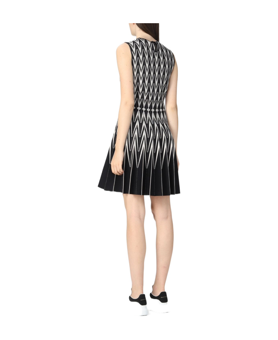 Alexander Mcqueen Intarsia-knit Belted Dress In Black