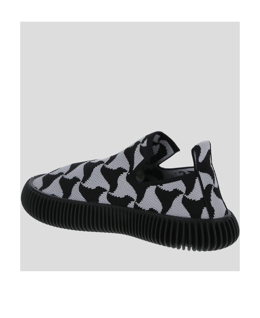 Bottega Veneta Ripple Wave Patter Slip-on Sneakers In Black