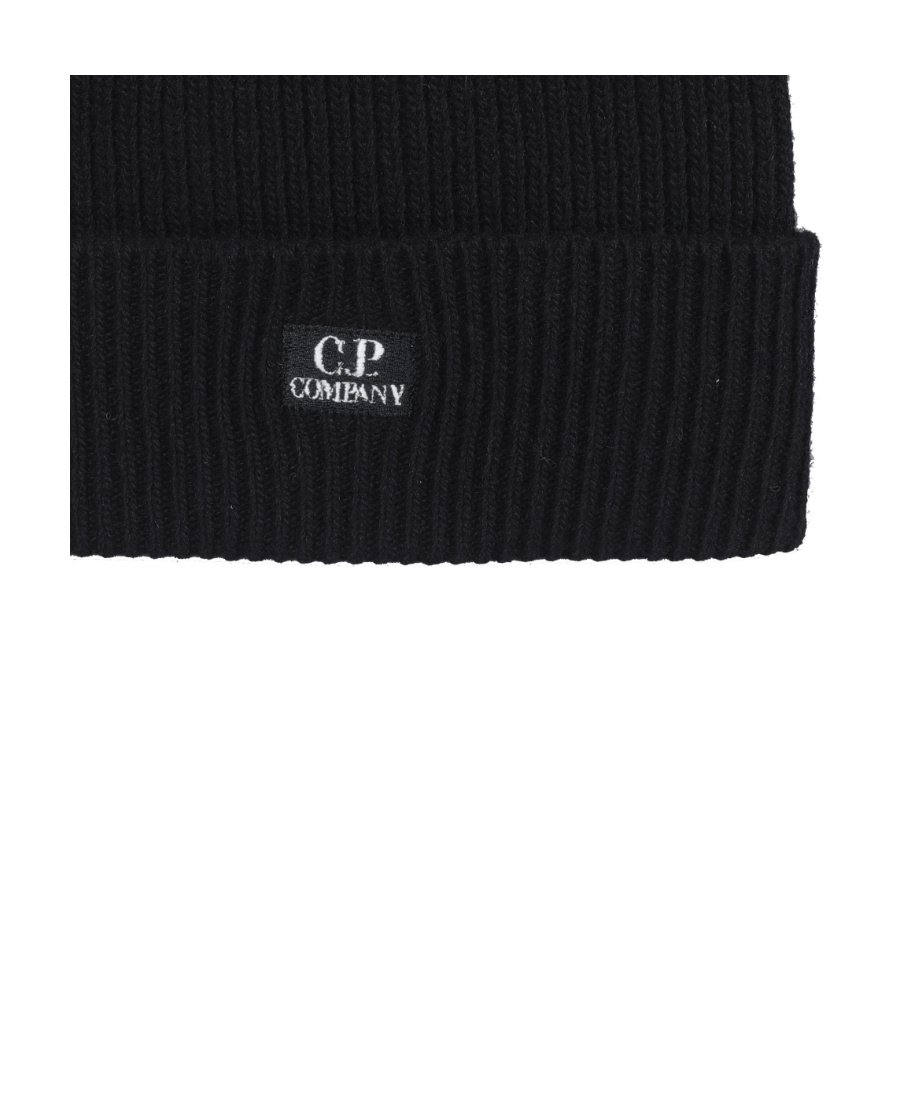 C.p. Company Logo-embroidered Ribbed-knit Beanie In Black
