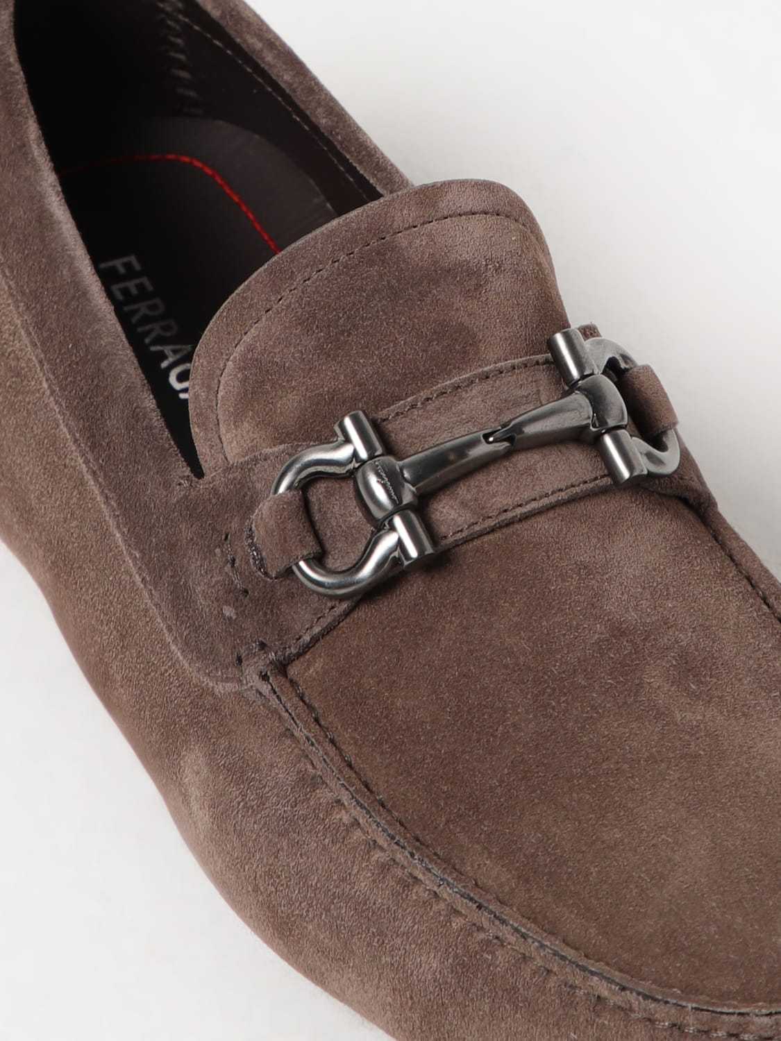 Ferragamo Gancini-detail Suede Loafers