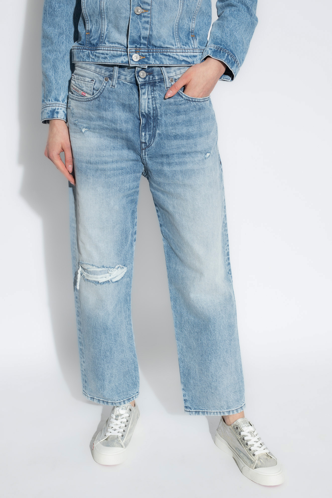 Diesel 2016 D-air Mid-rise Boyfriend Jeans In Blue