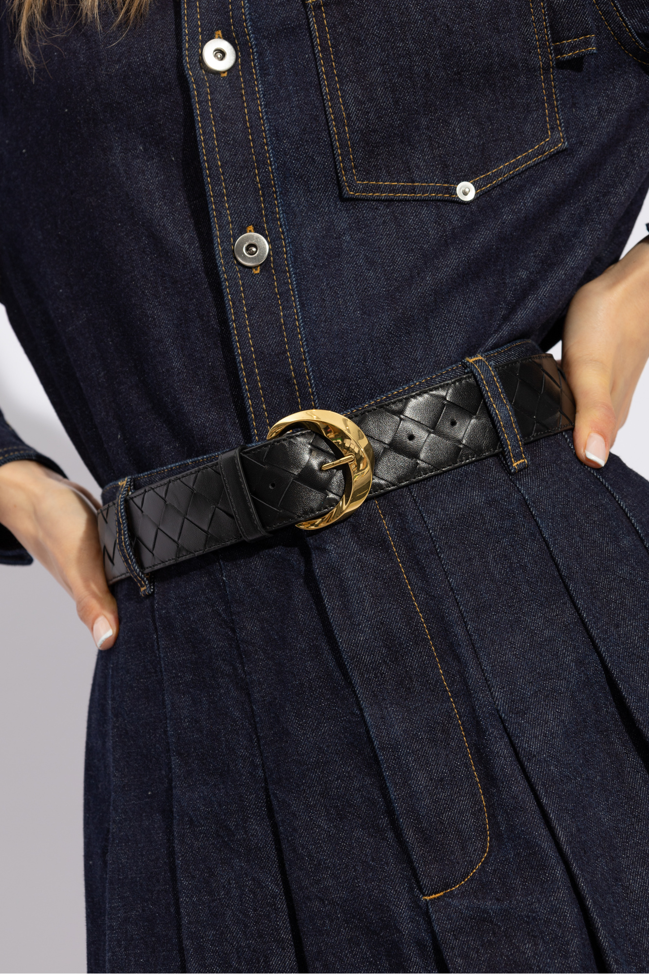 Shop Bottega Veneta Essential Twist Belt In Black