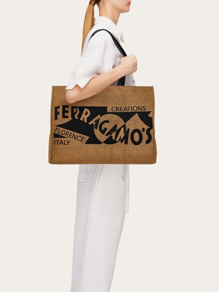 Shop Ferragamo Salvatore  Logo Detailed Large Tote Bag In Brown