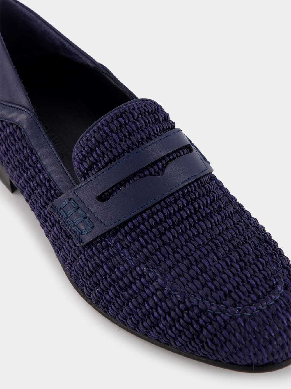 Manolo Blahnik Round Head Loafer Shoes In Black