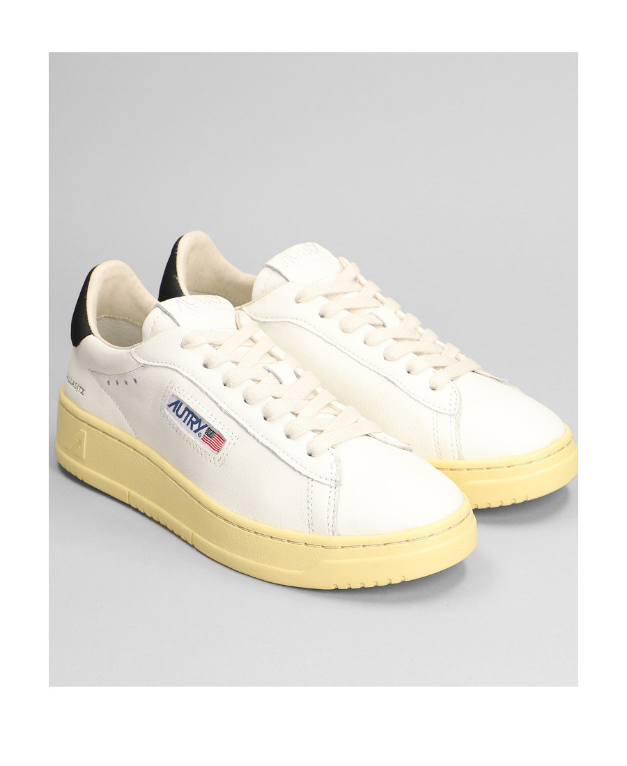 Autry Lace-up Casual Shoes In White