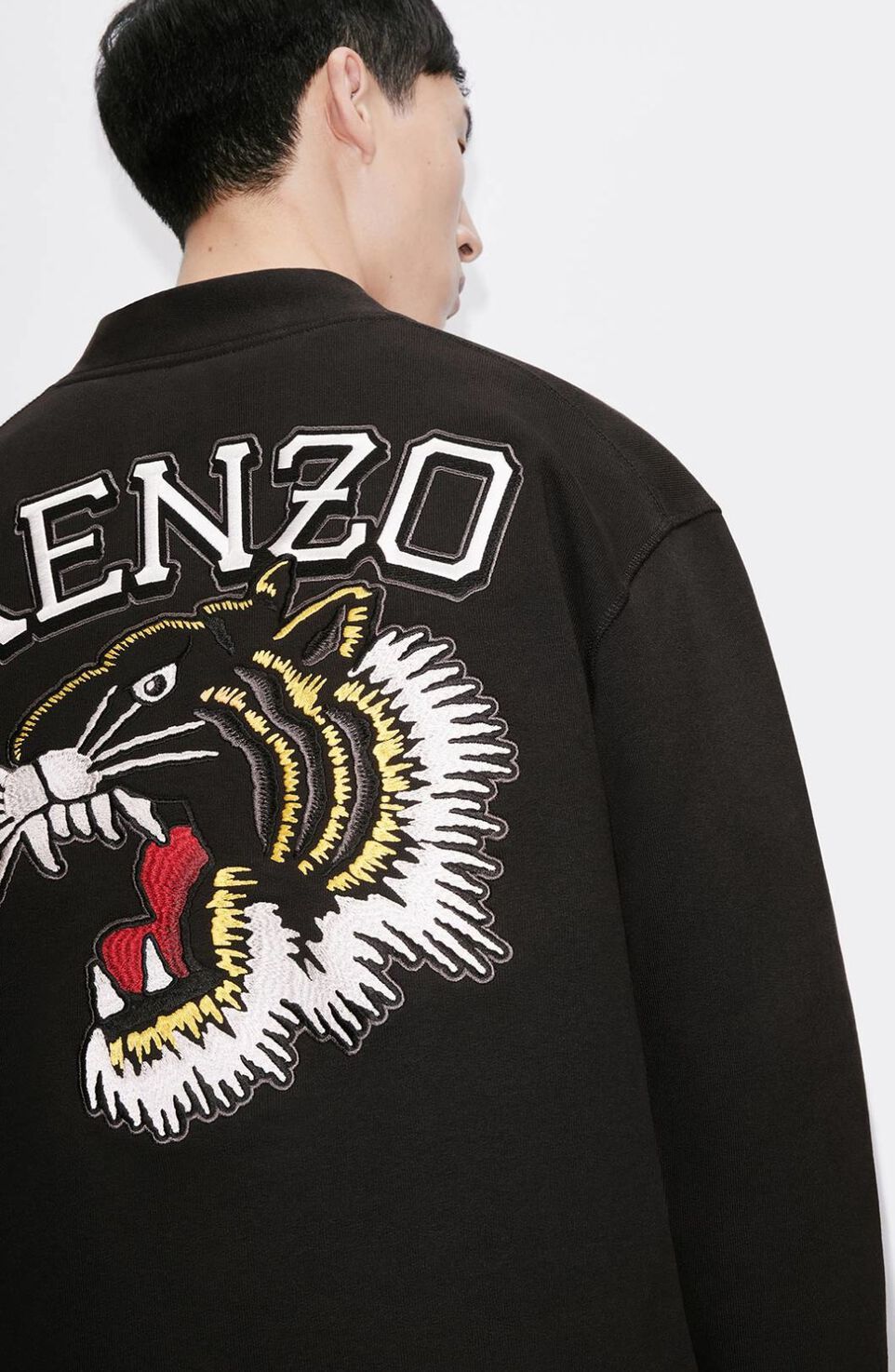 Kenzo Long-sleeved Knitted Cardigan In Black