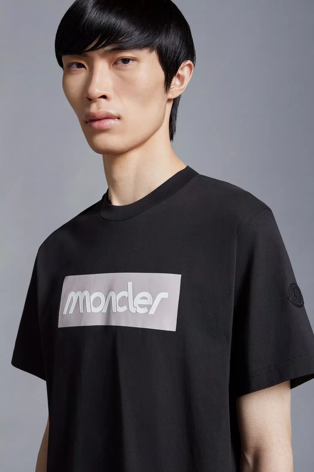 Moncler Logo T-shirt In Black