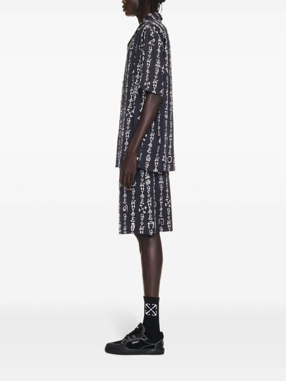 Off-white Type Ao Bermuda Shorts In Black