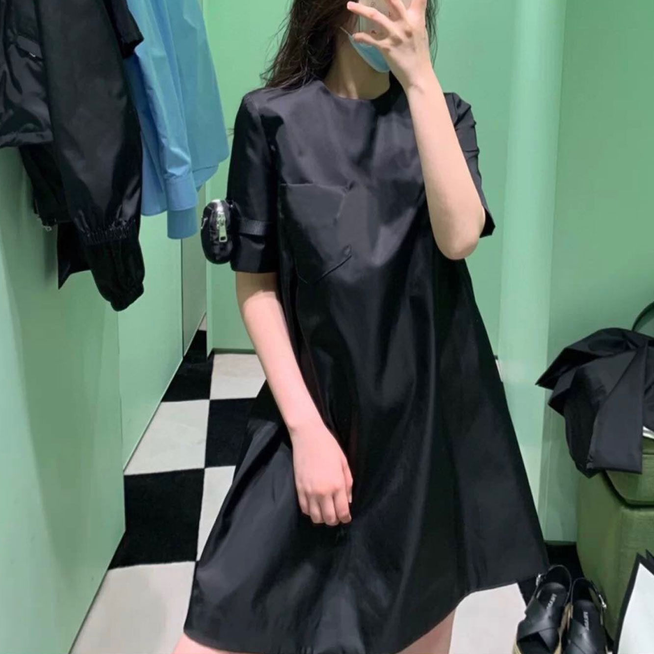 Prada Pouch Sleeve T-shirt Dress In Black