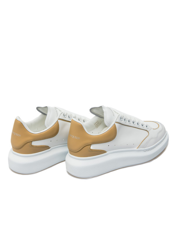 ALEXANDER MCQUEEN ALEXANDER MCQUEEN OVERSIZED LOW-TOP SNEAKERS