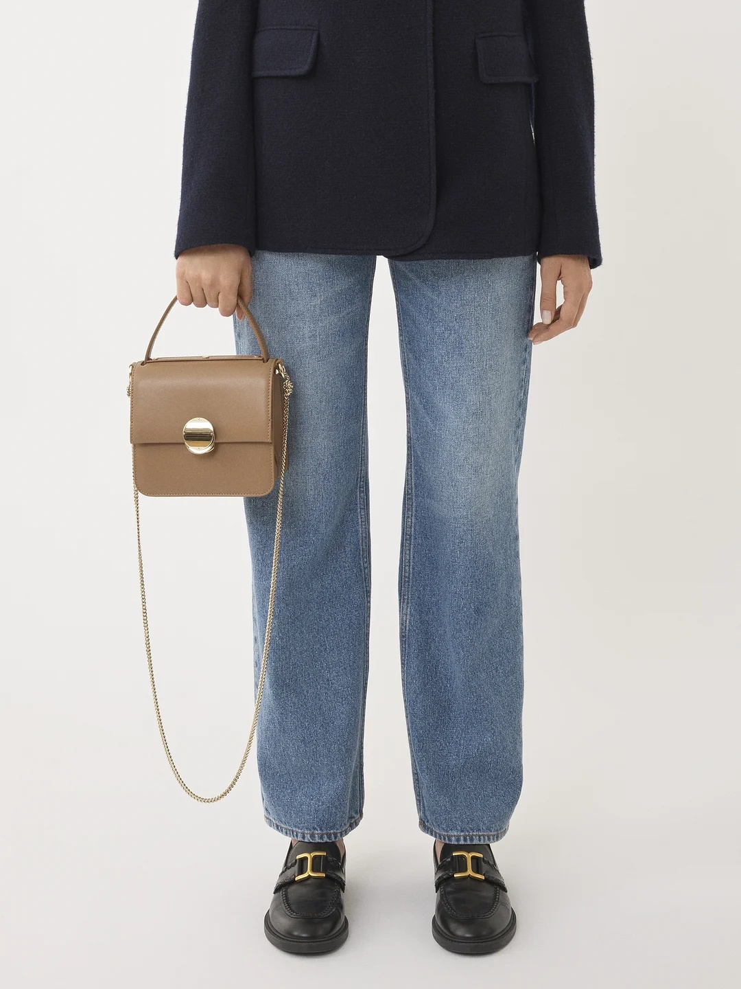Chloé Compact Chain Strap Top Handle Bag In Brown
